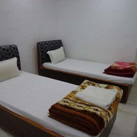 Jyoti Guest House بود جايا المظهر الخارجي الصورة
