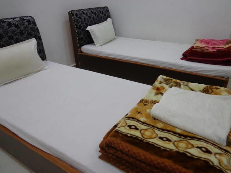Jyoti Guest House بود جايا المظهر الخارجي الصورة
